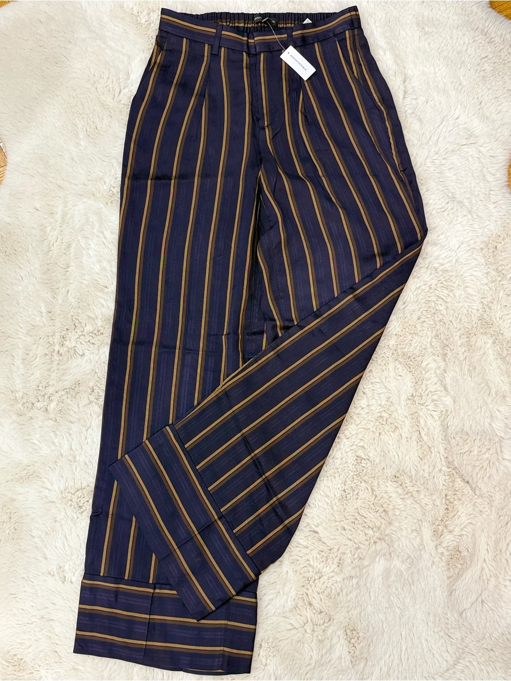 Banana Republic Navy and Gold Striped Trousers